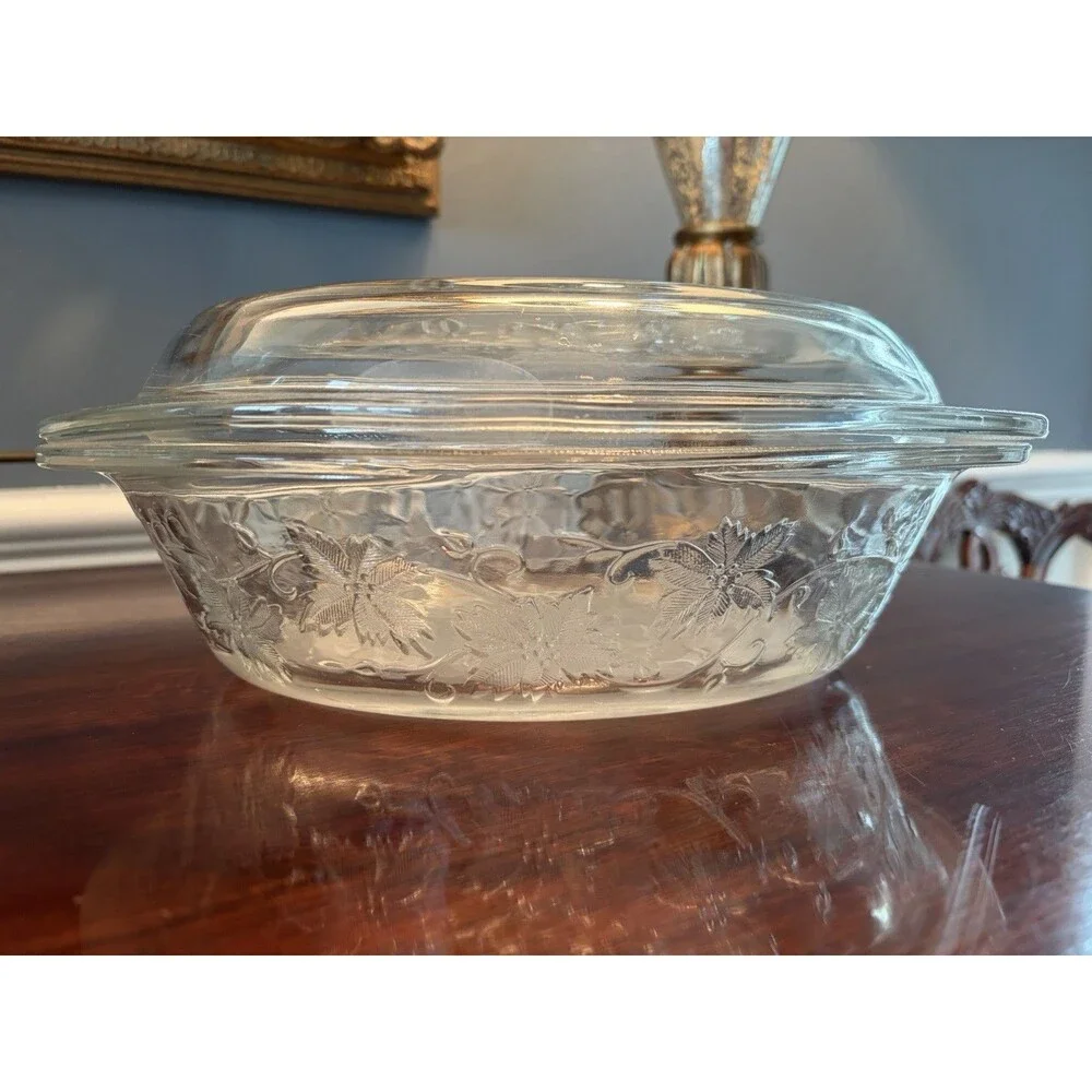 Vintage Princess House Fantasia 3 Quart Oval Covered Casserole With Floral Decal